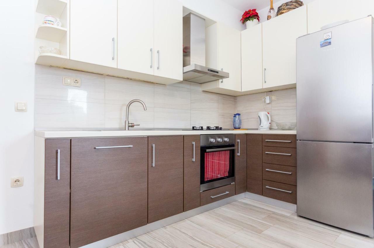 Apartments Iva Brstilo Omiš Екстериор снимка