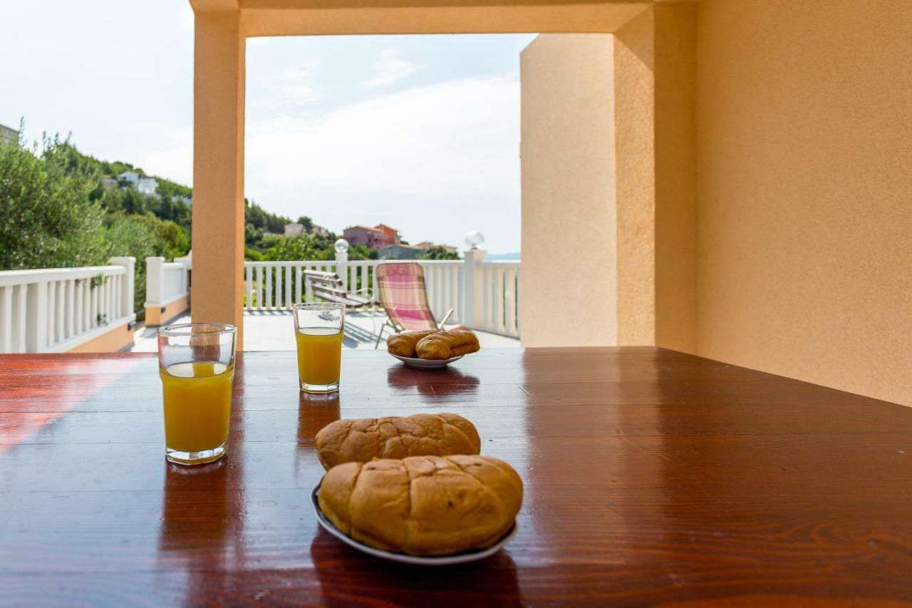 Apartments Iva Brstilo Omiš Екстериор снимка