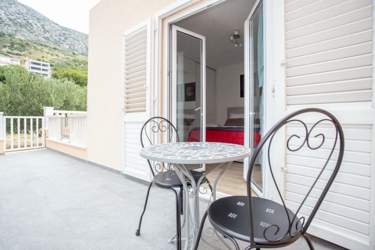 Apartments Iva Brstilo Omiš Екстериор снимка