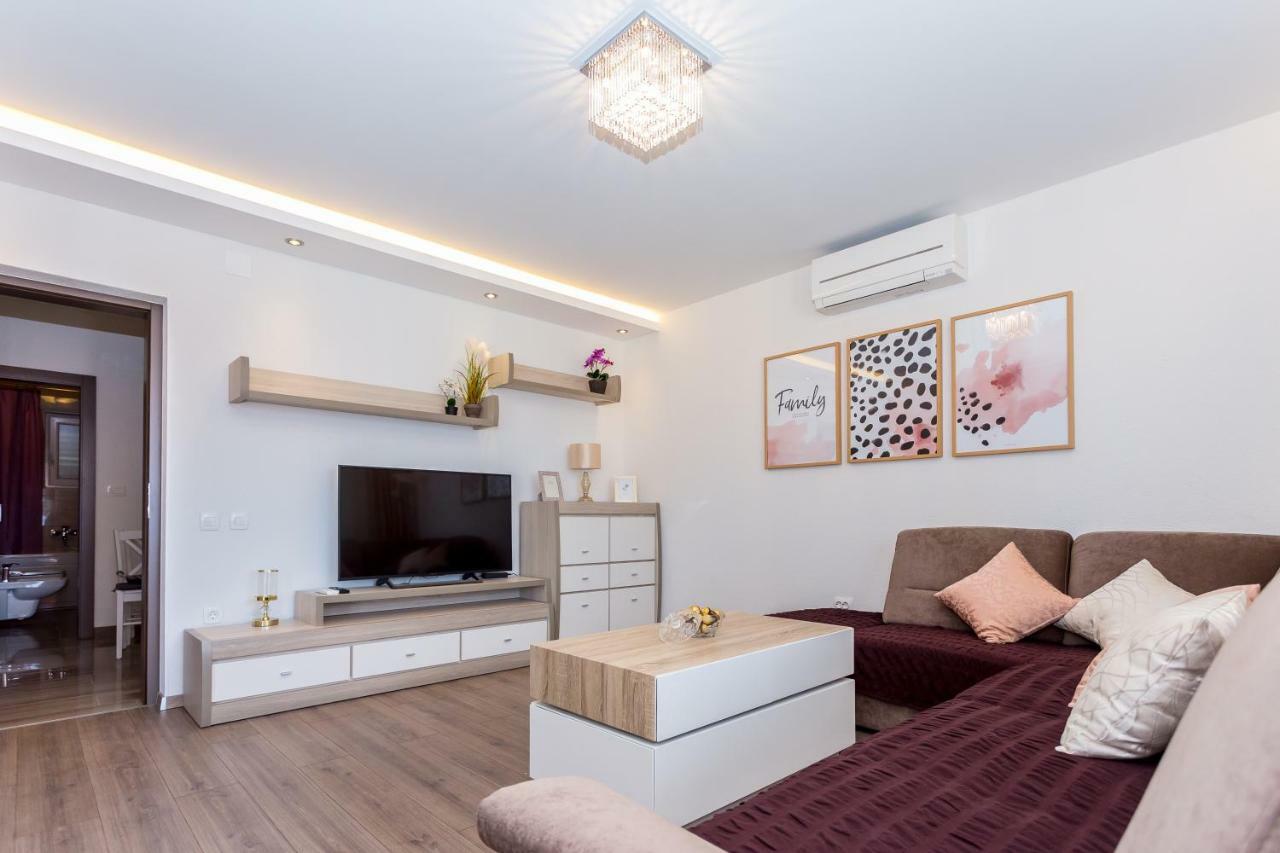 Apartments Iva Brstilo Omiš Екстериор снимка
