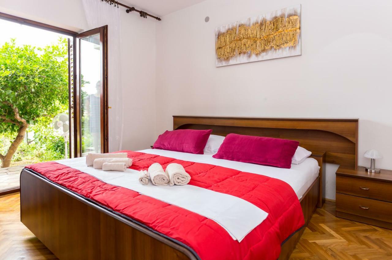 Apartments Iva Brstilo Omiš Екстериор снимка