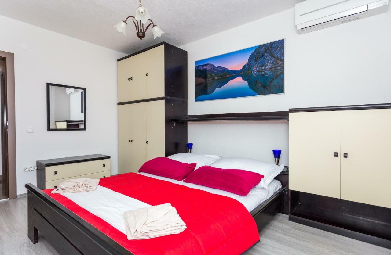 Apartments Iva Brstilo Omiš Екстериор снимка