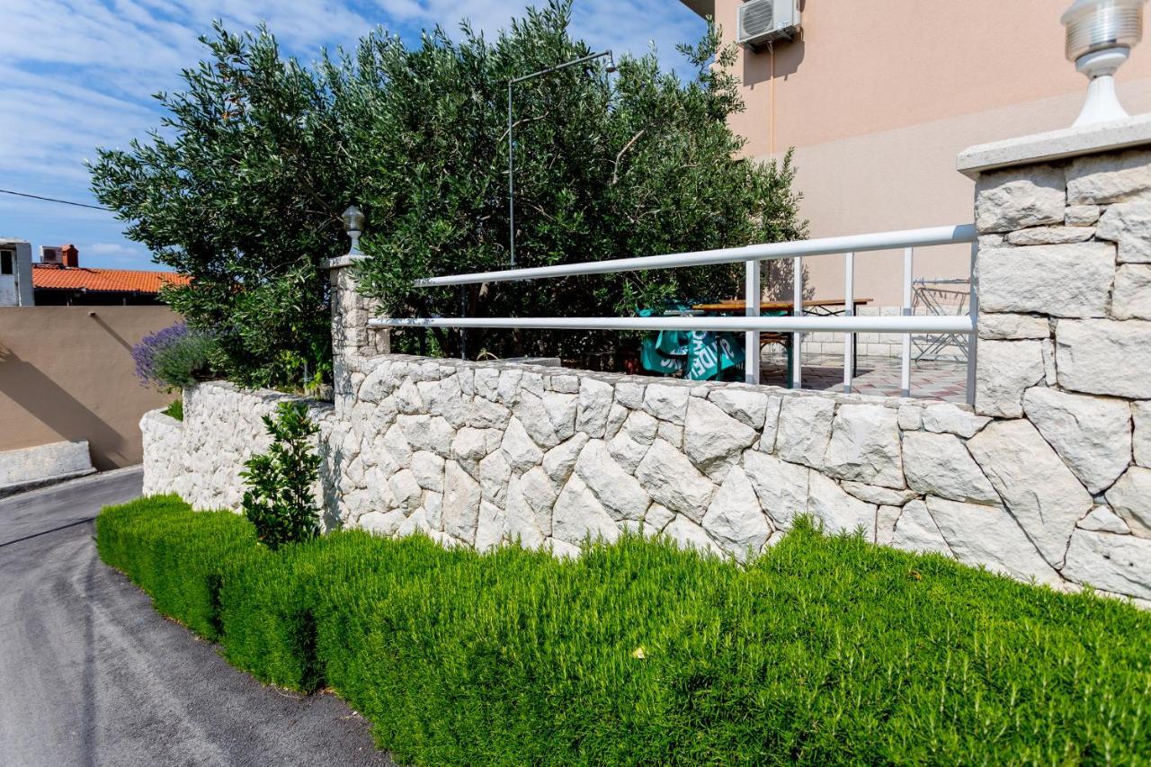 Apartments Iva Brstilo Omiš Екстериор снимка