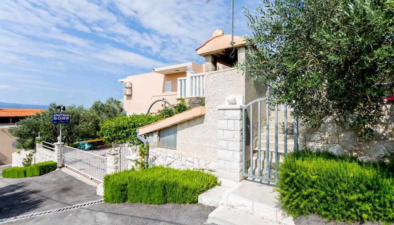 Apartments Iva Brstilo Omiš Екстериор снимка